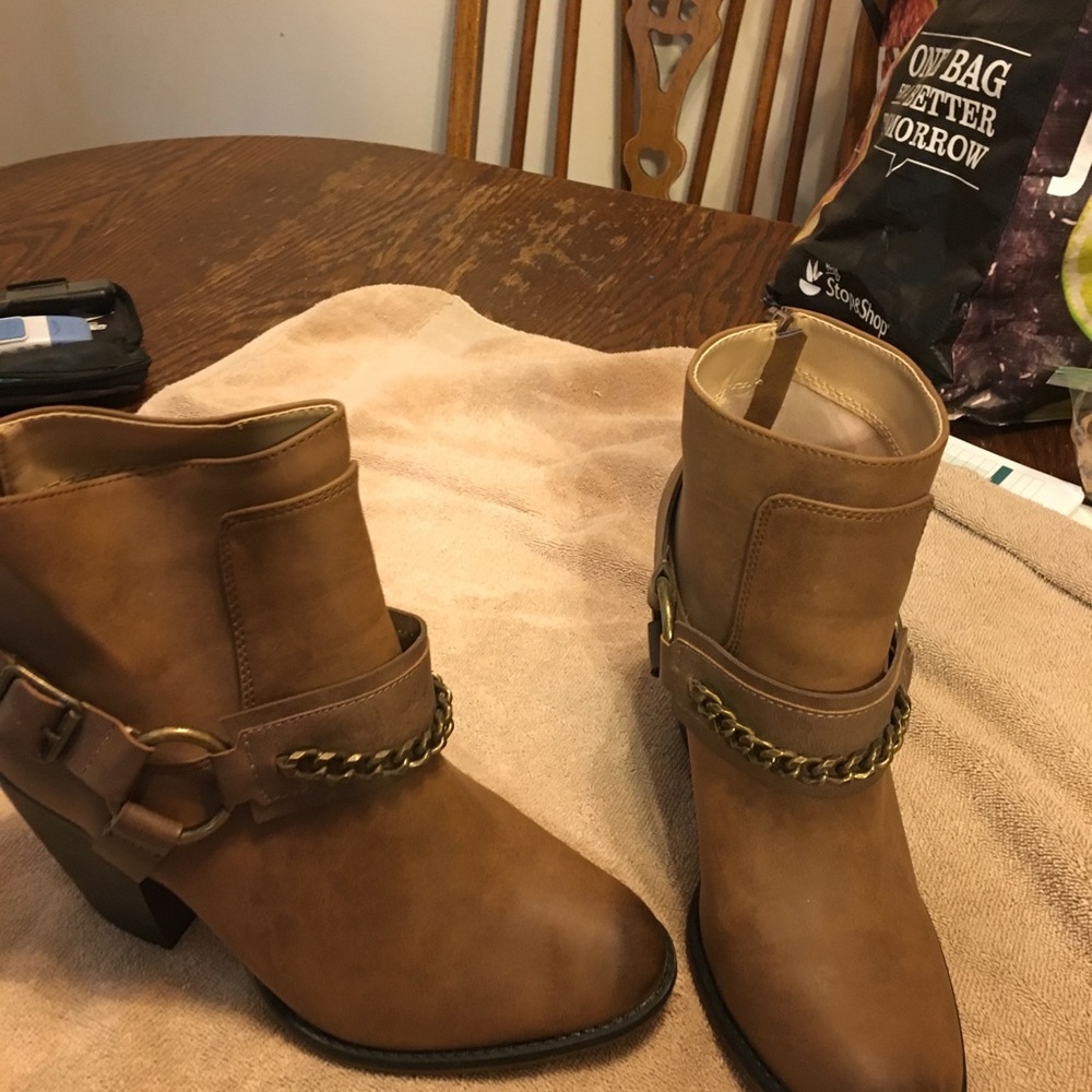 Fashion boots
